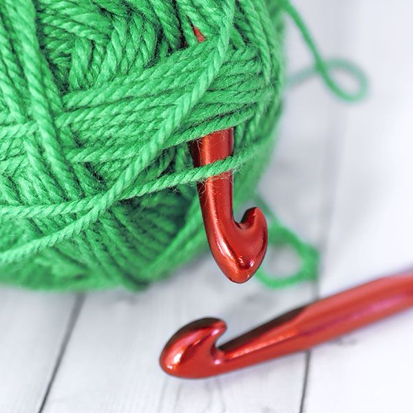 Crochet_hook_metall_fat.jpg